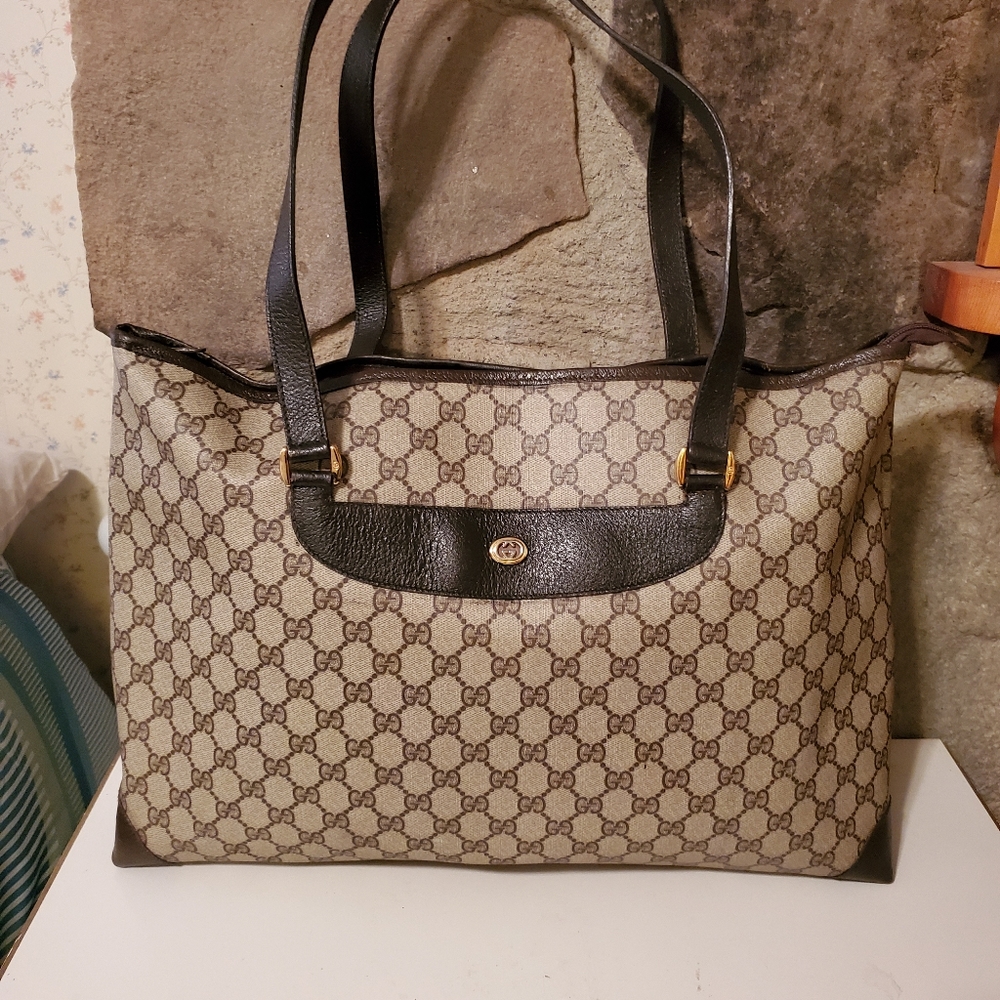 GUCCI🎈🎈AUTHENTIC VINTAGE SUPREME TOTE